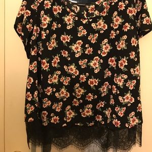 Torrid top size 3